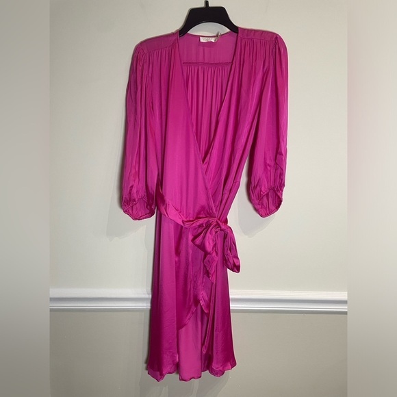 Soaked in Luxury SLEline Wrap Dress in Fuchsia Fedora Size Small - Picture 6 of 9